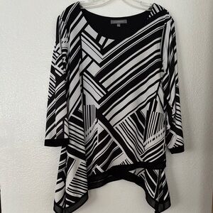 NY Collection Black and White Asymmetrical 3/4 Sleeve Tunic
